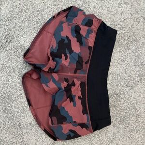 Lululemon 2.5 low rise speed up shorts